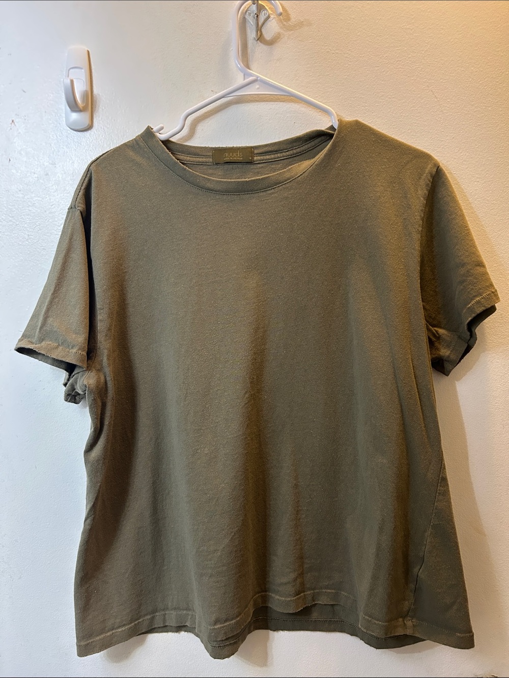 nuuds Every Day Tee Olive Green Short-Sleeve Crewneck T-Shirt